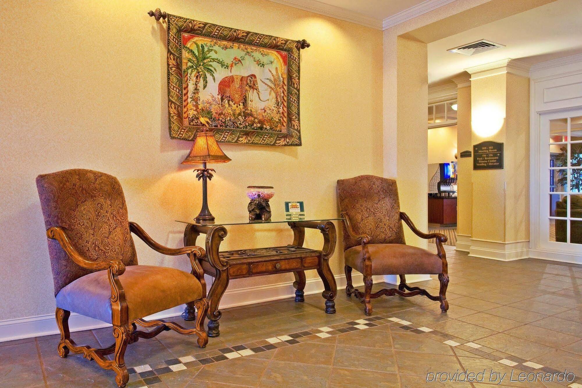 Holiday Inn Express & Suites Dyersburg By Ihg Екстериор снимка