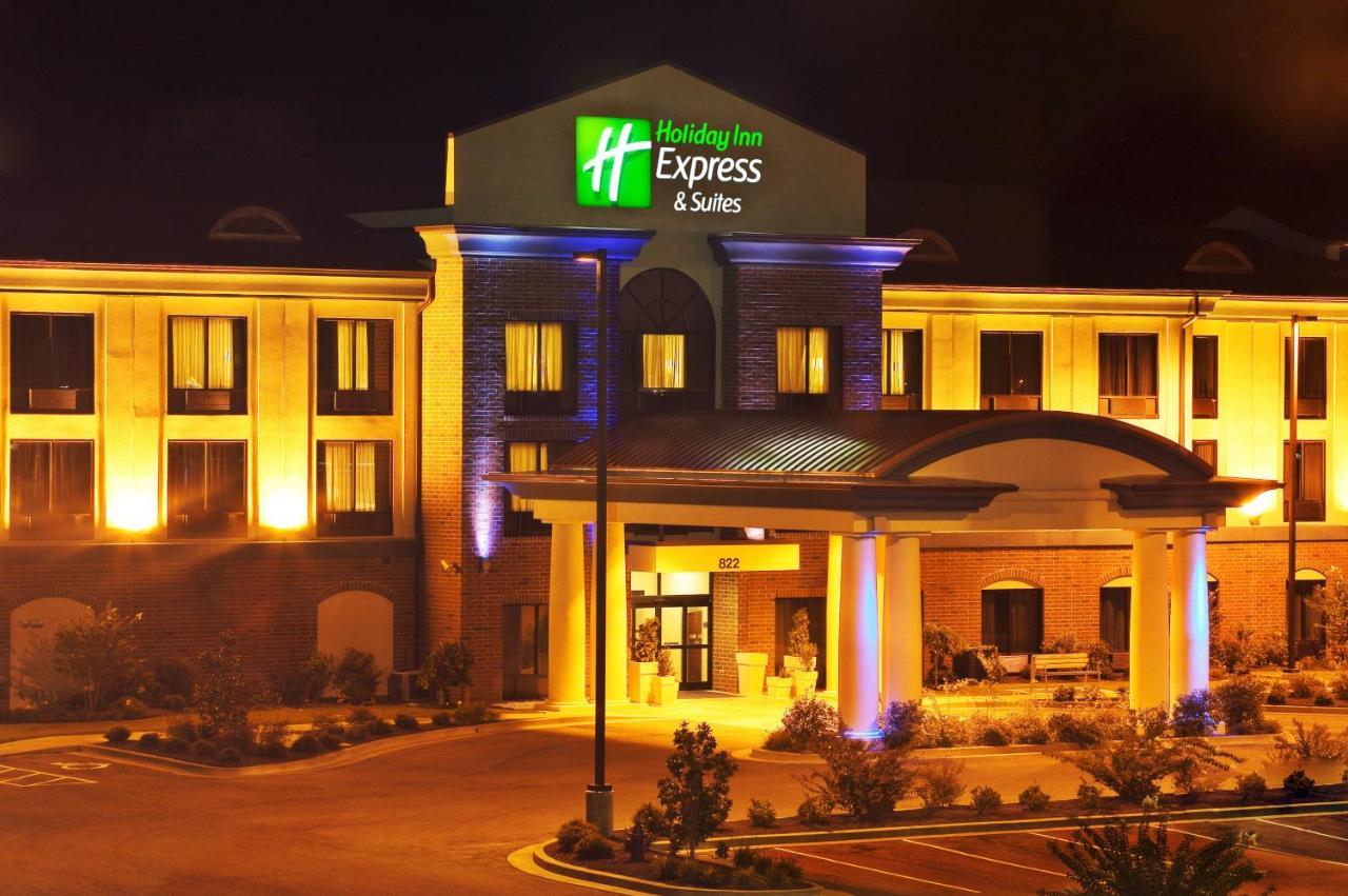 Holiday Inn Express & Suites Dyersburg By Ihg Екстериор снимка